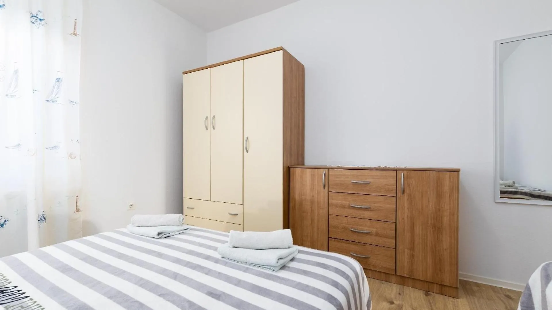 Apartment Ferienwohnung Fuer 6 Personen Ca 75 Qm In Njivice, Kvarner Bucht Krk