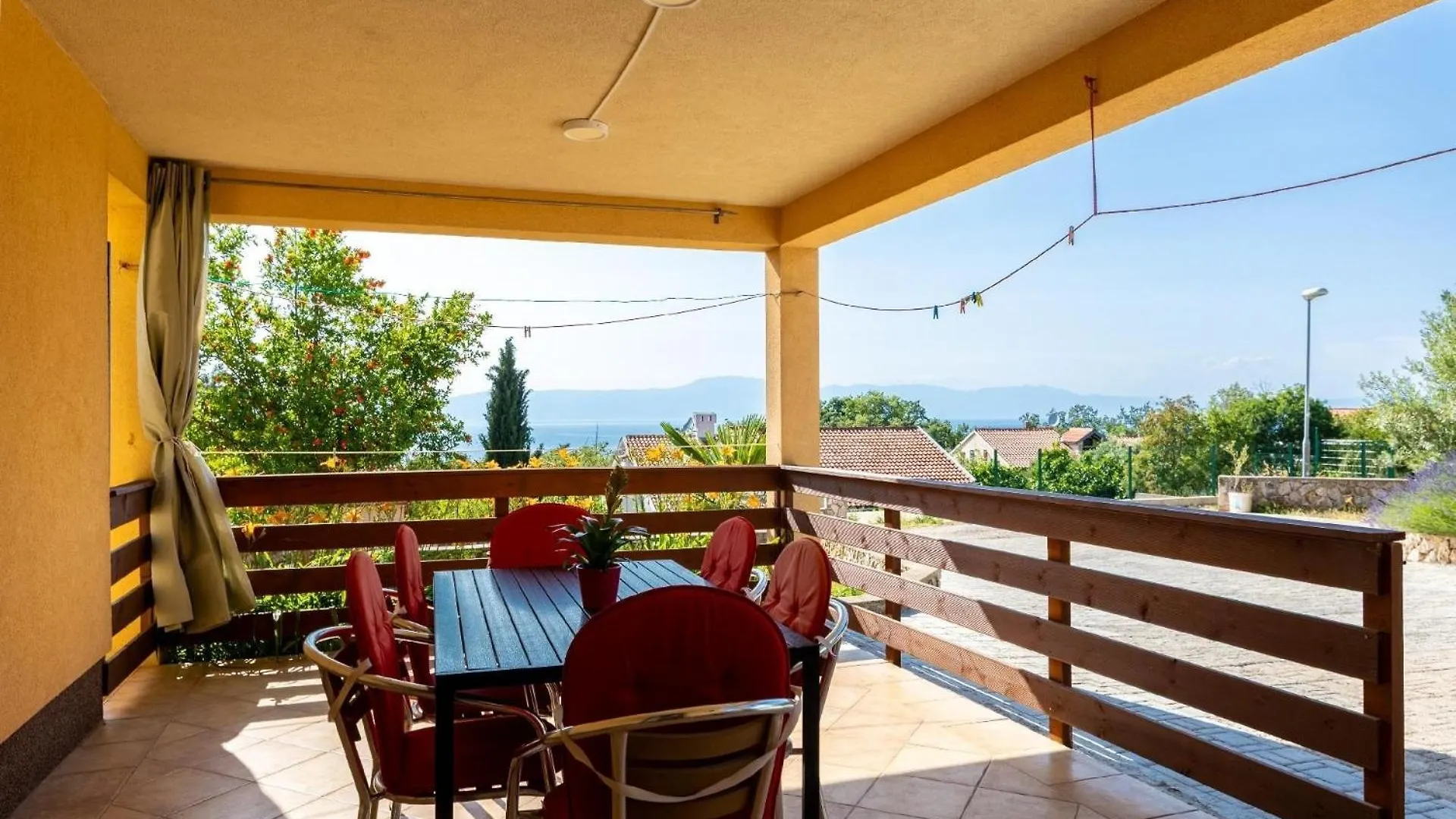 Ferienwohnung Fuer 6 Personen Ca 75 Qm In Njivice, Kvarner Bucht Krk Apartment Njivice